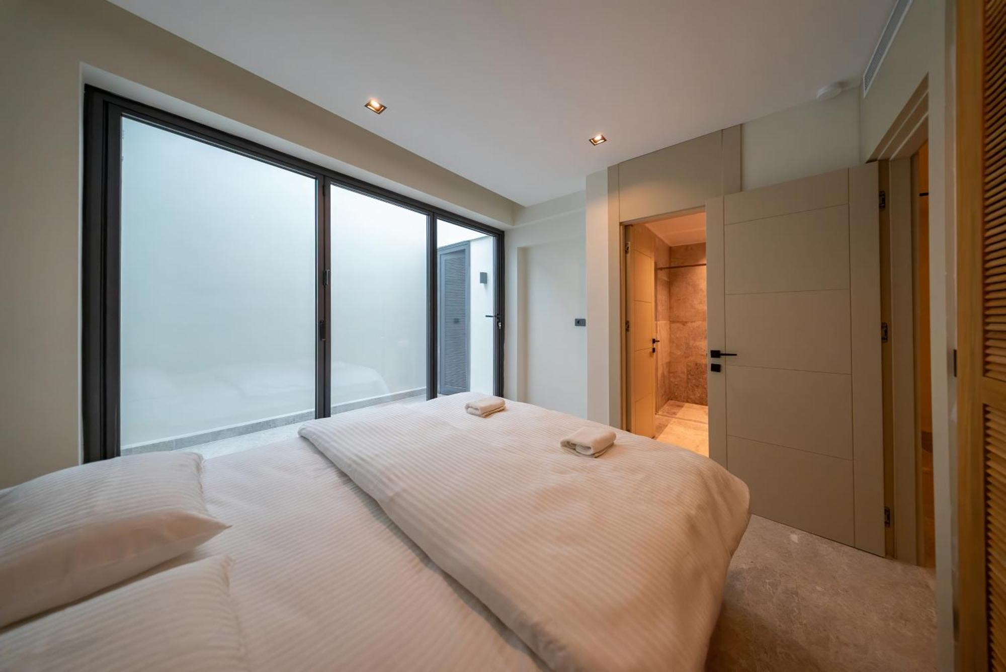 Villa With Private Swimming Pool In